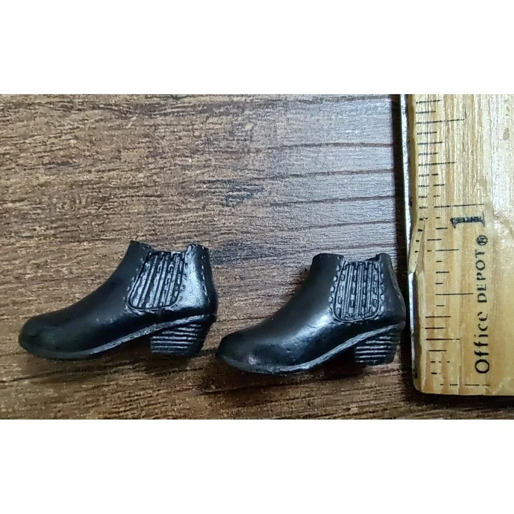 Barbie Doll Shoes Black Ankle Boots Booties Z26